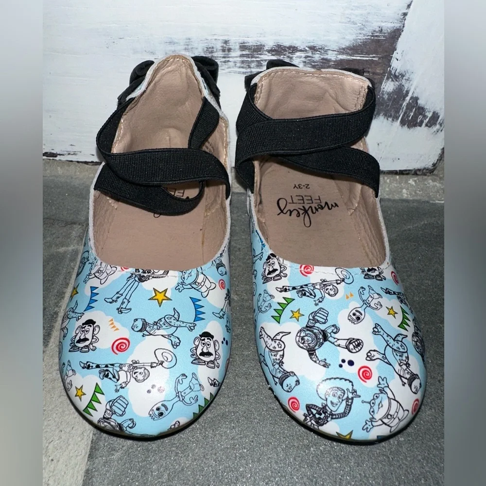 NWOT Monkey Feet Toy Story Kids Cartoon Print Shoes with Black Straps & Bows